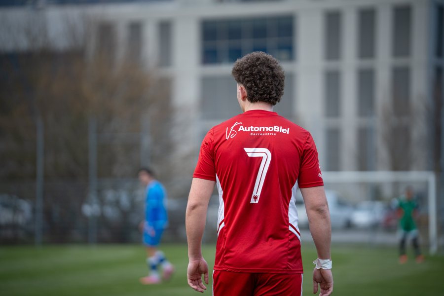 FC Besa-Biel II – FC Glovelier, Bild 4