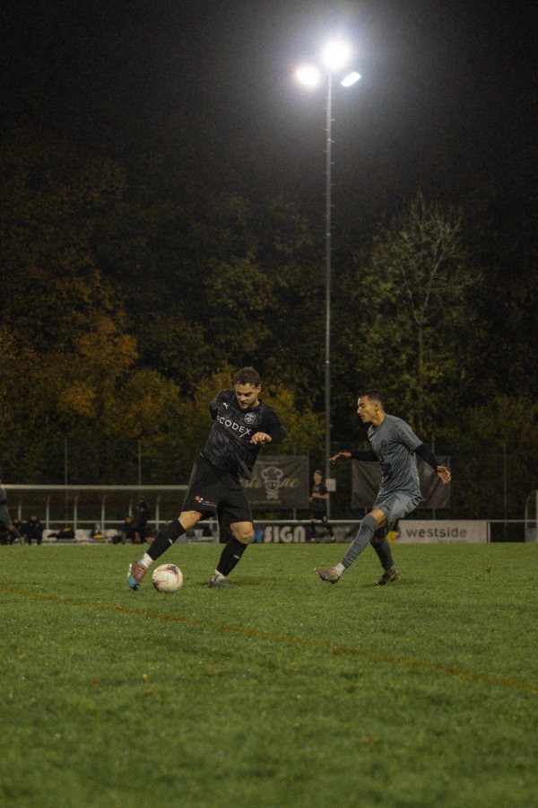 FC Köniz II – FC Rot-Schwarz Thun, Bild 4